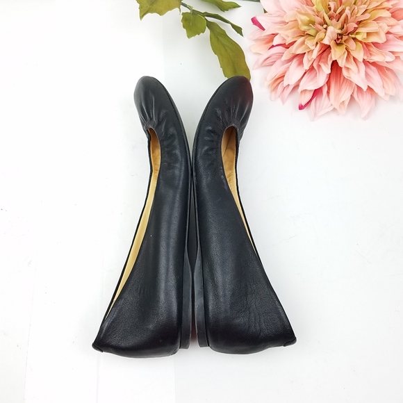 J crew made in Italy black leather flats size 7.5 - Picture 2 of 6
